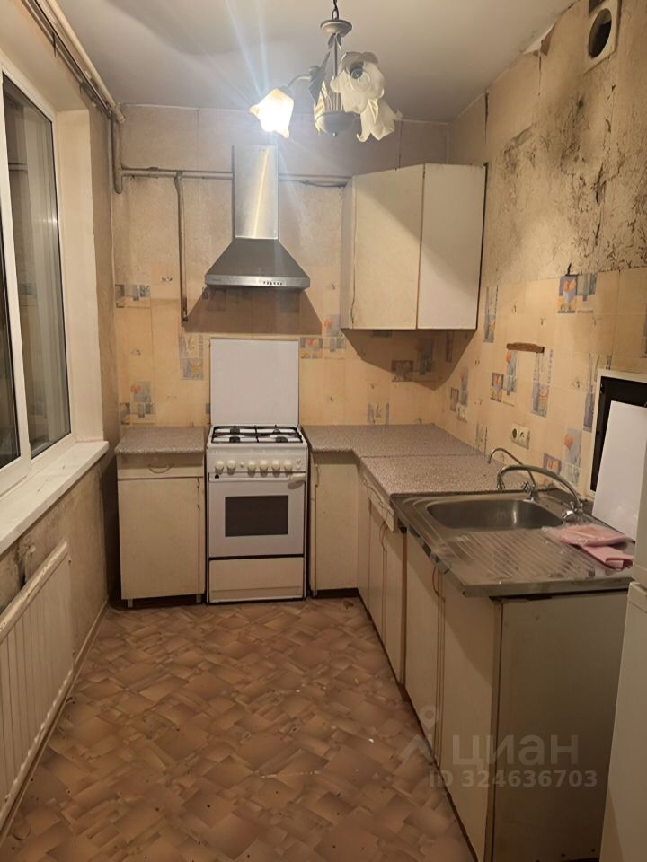 Продажа 3-комн квартиры на вторичном рынке улица Евдокима Огнева, 4К1