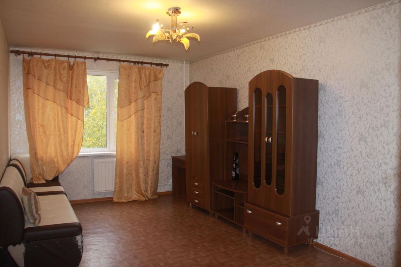 Продажа 2-комн квартиры на вторичном рынке пос. Романовка, 7