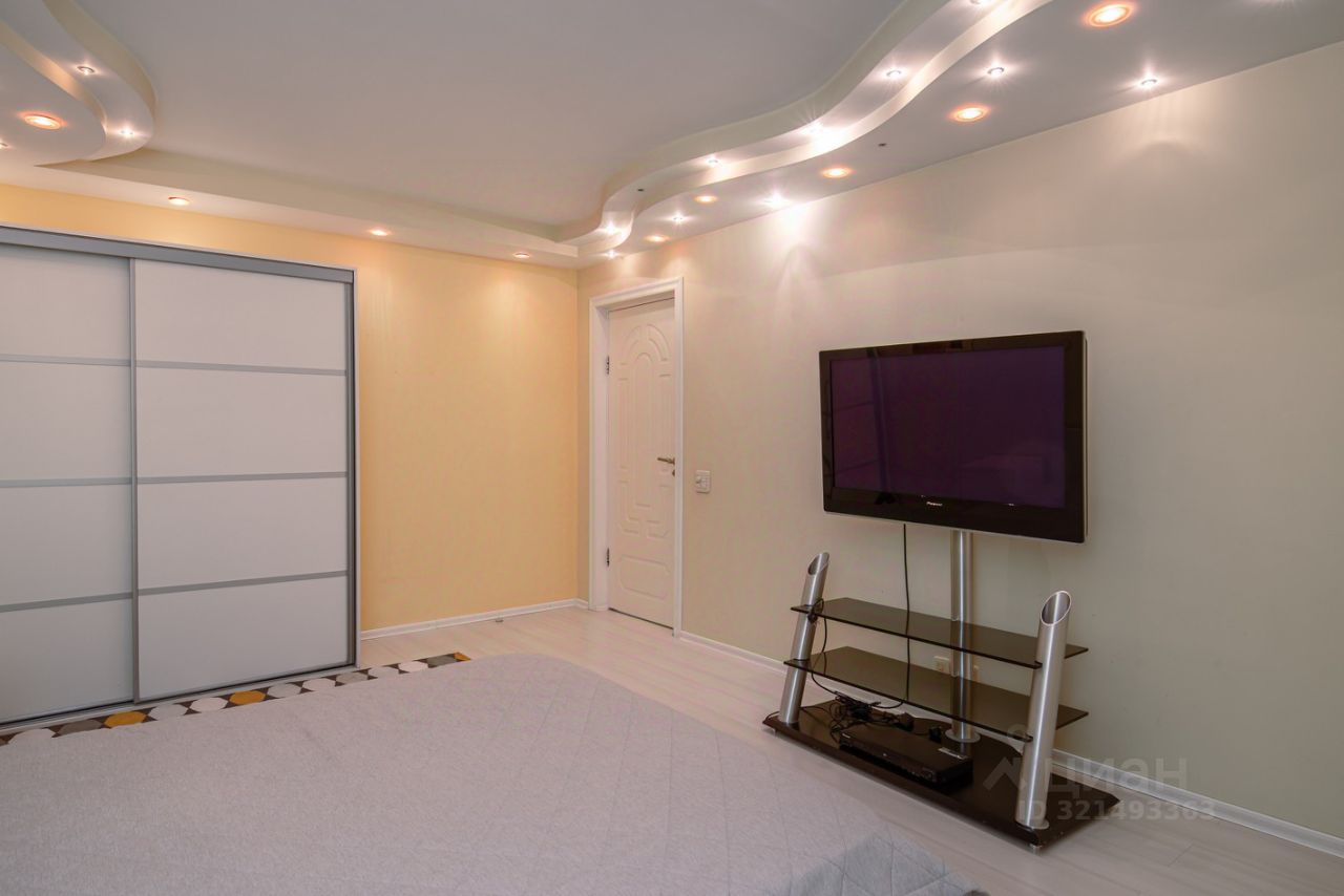 Продажа 4-комн квартиры на вторичном рынке Южнобутовская улица, 91