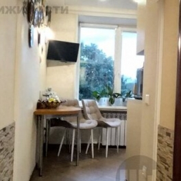 Продажа 2-комн квартиры на вторичном рынке Кондратьевский пр-кт,  д. 79