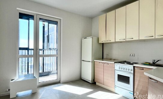 Продажа 2-комн квартиры на вторичном рынке Зелёный пр-кт,  д. 103