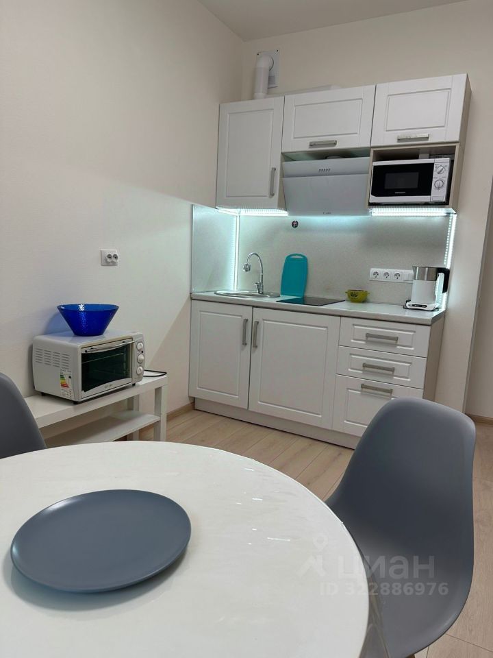 Аренда 1-комн квартиры на вторичном рынке бульвар Головнина, 4