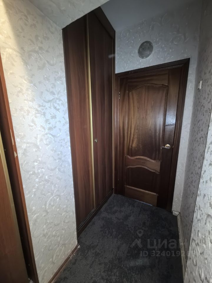 Продажа 3-комн квартиры на вторичном рынке Яснополянская улица, 3К2