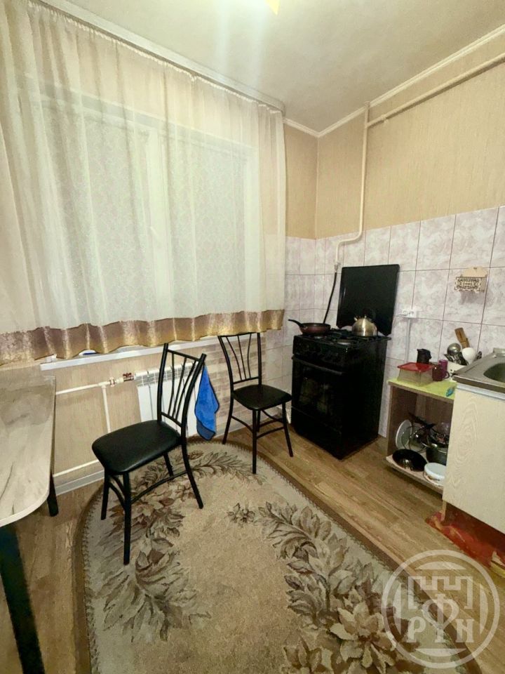 Продажа 3-комн квартиры на вторичном рынке пос. Романовка, 17