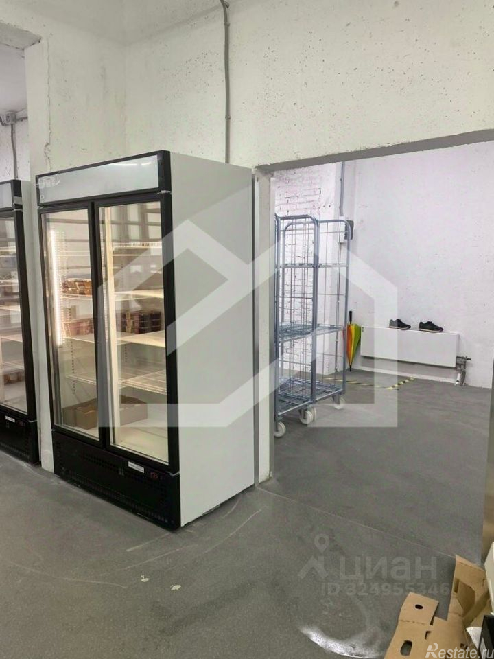 Продажа торгового помещения Баковка, Вокзальная улица,  д. 31А