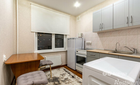 Аренда 4-комн квартиры на вторичном рынке Оршанская улица,  д. 13