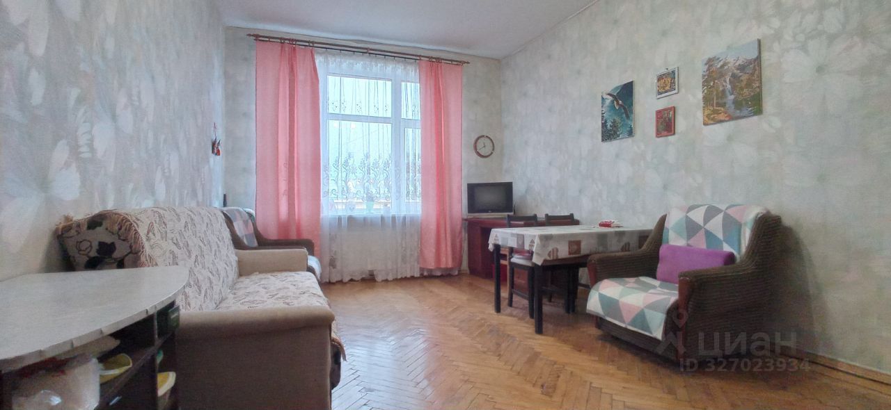 Продажа комнаты Краснопутиловская улица, 12