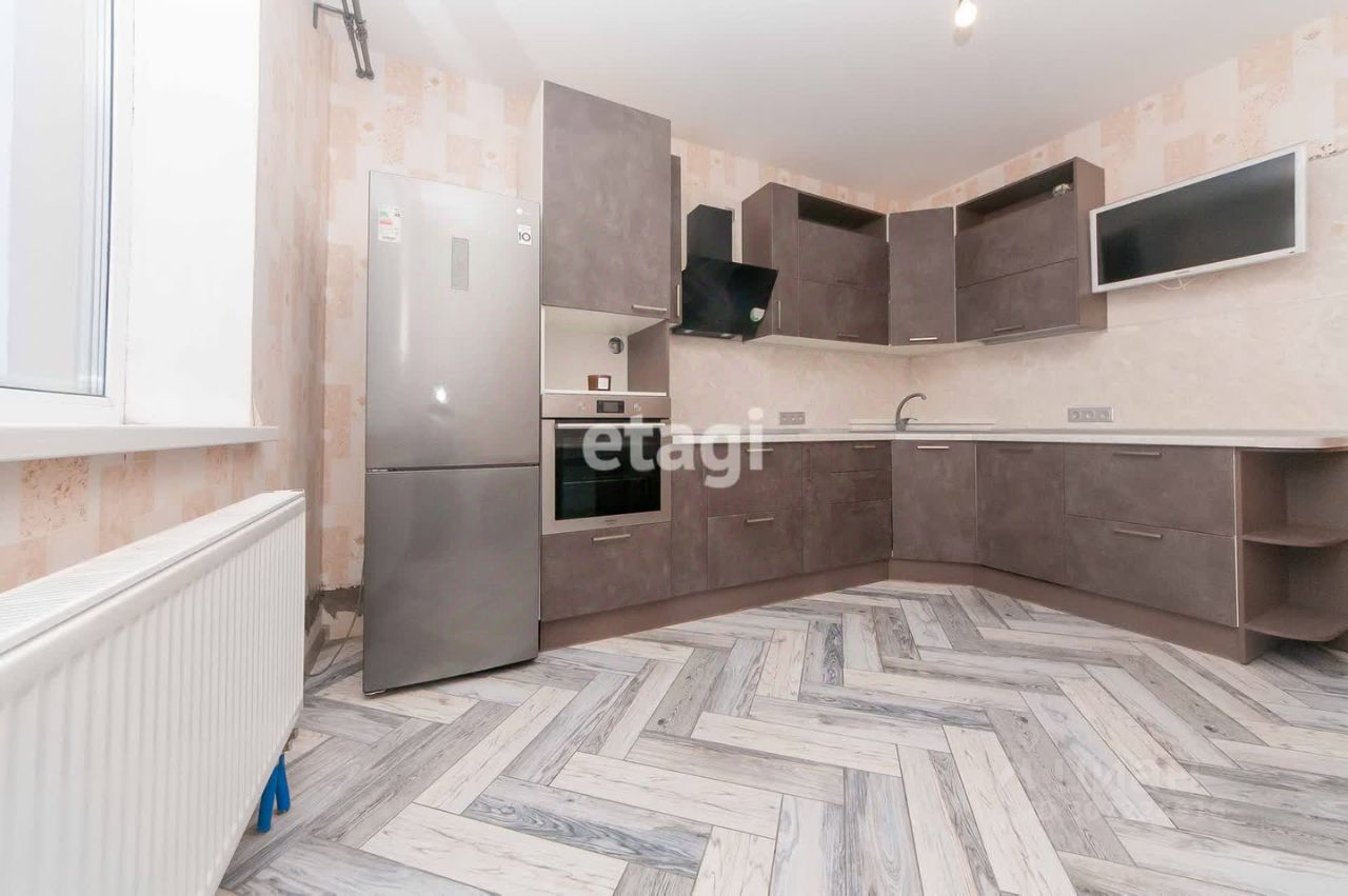 Продажа 2-комн квартиры на вторичном рынке Окраинная улица, 9К