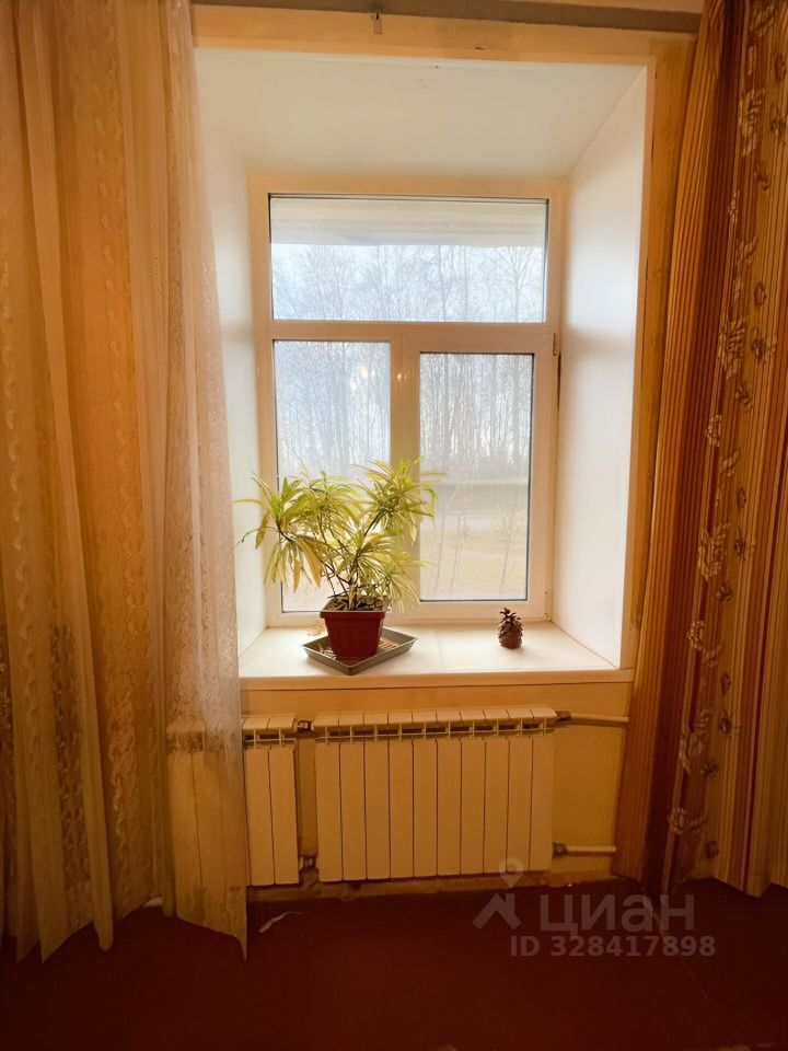 Продажа 3-комн квартиры на вторичном рынке Дубна, Октябрьская улица,  д. 9