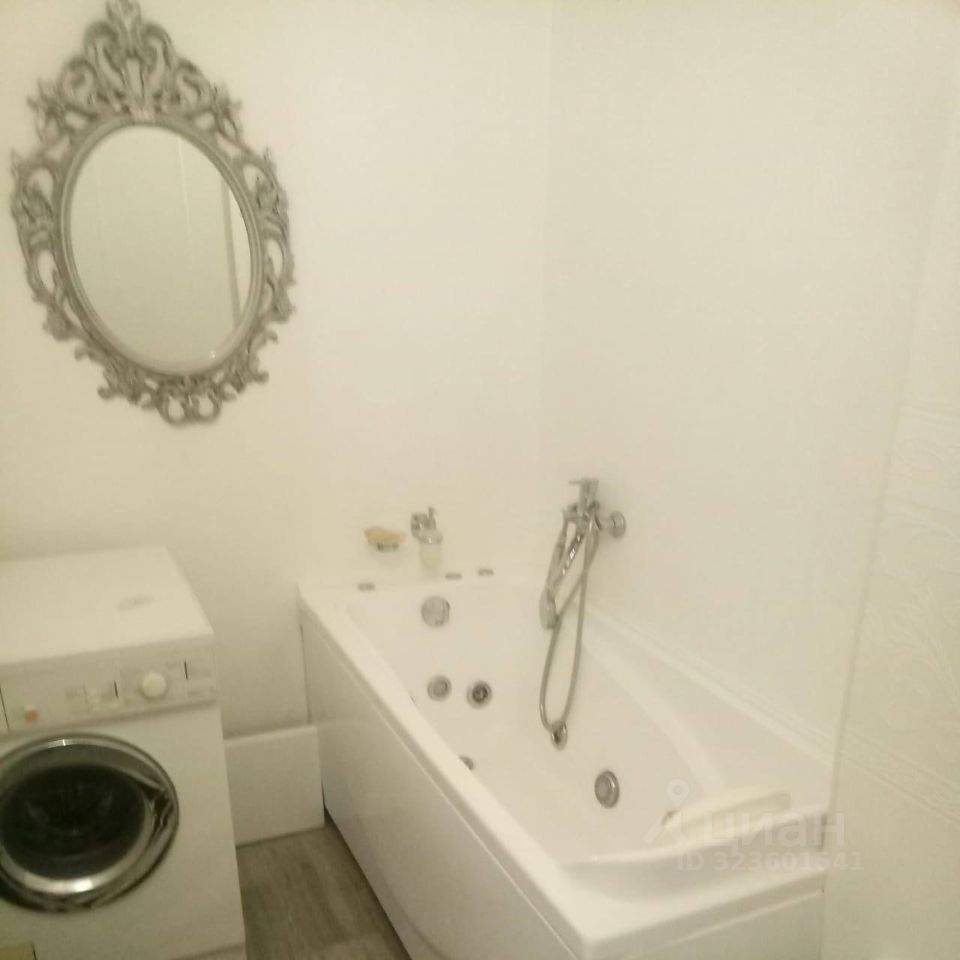 Продажа студии улица Оптиков, 37