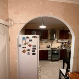 Продажа 3-комн квартиры на вторичном рынке 15-я линия,  д. 30