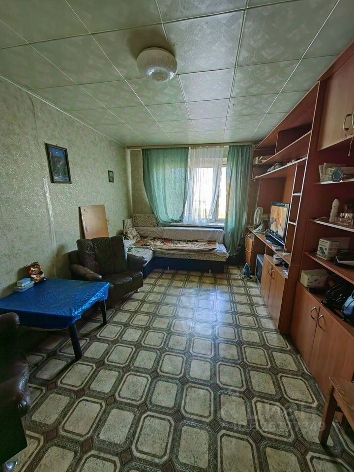 Продажа 2-комн квартиры на вторичном рынке Выборг, улица Промышленная, 2