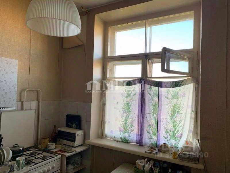 Продажа 2-комн квартиры на вторичном рынке улица Строителей, 7К1