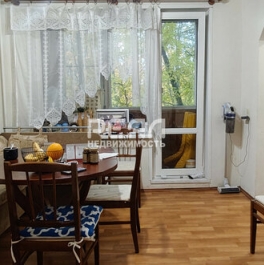 Продажа 4-комн квартиры на вторичном рынке Просвещения пр-кт,  д. 86 к3