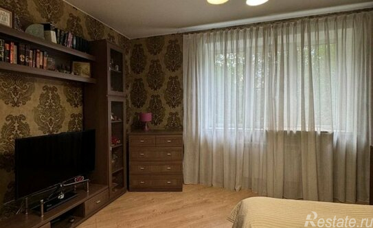 Продажа 2-комн квартиры на вторичном рынке Бухарестская ул,  д. 152 к2