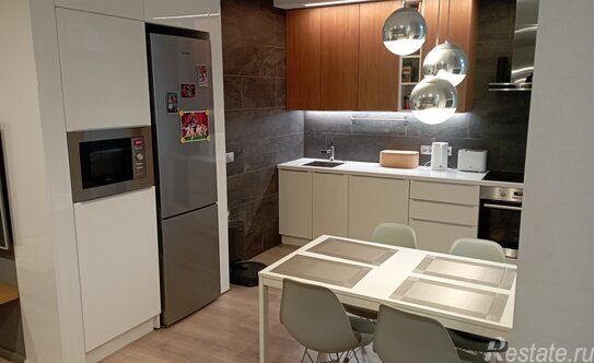 Продажа 4-комн квартиры на вторичном рынке Солдатский пер,  д. 10