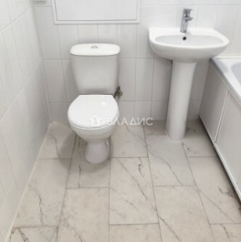 Продажа 3-комн квартиры на вторичном рынке Хохловка Нижн. ул,  д. 8