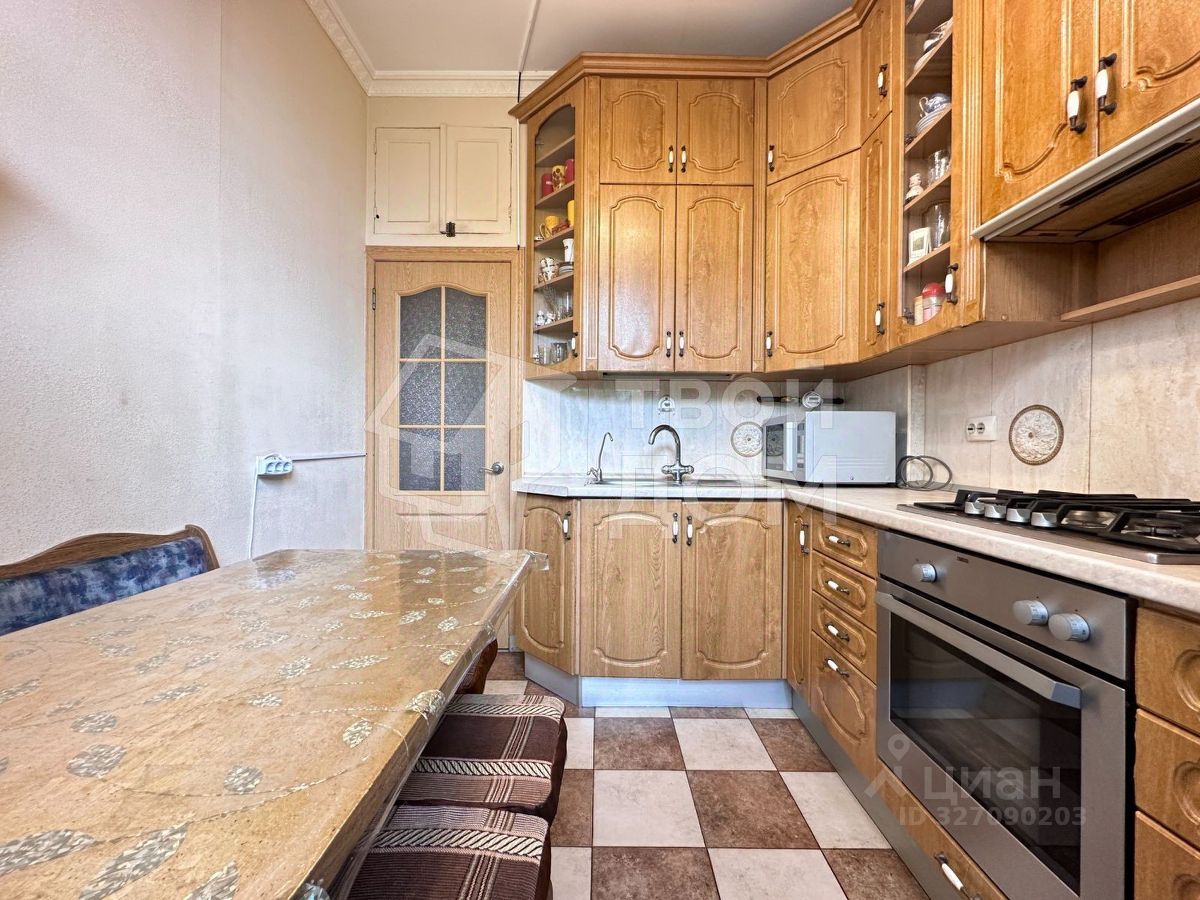 Продажа 2-комн квартиры на вторичном рынке Московский проспект, 197