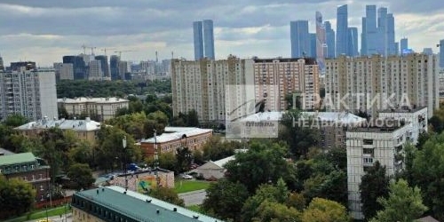 3-комн квартира улица Полины Осипенко, 2к2