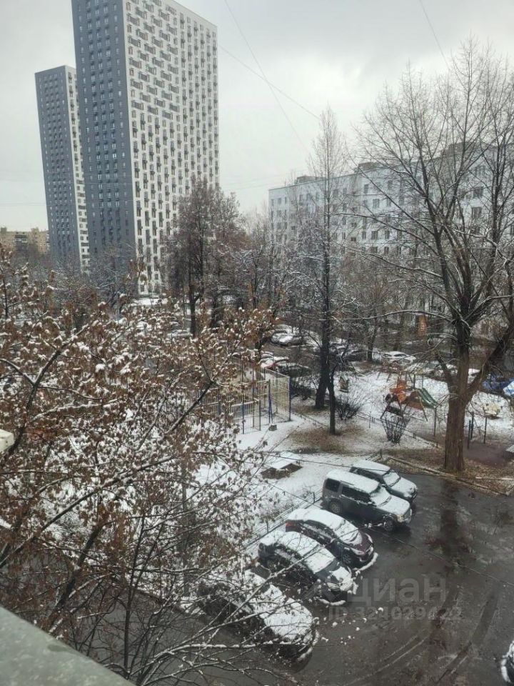 Аренда 2-комн квартиры на вторичном рынке переулок Алымов, 4