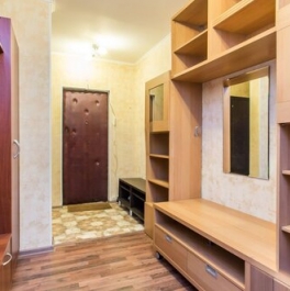 Аренда 3-комн квартиры на вторичном рынке ул Олеко Дундича,  д. 13,  к. 1