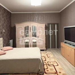 Продажа 4-комн квартиры на вторичном рынке улица Столетова