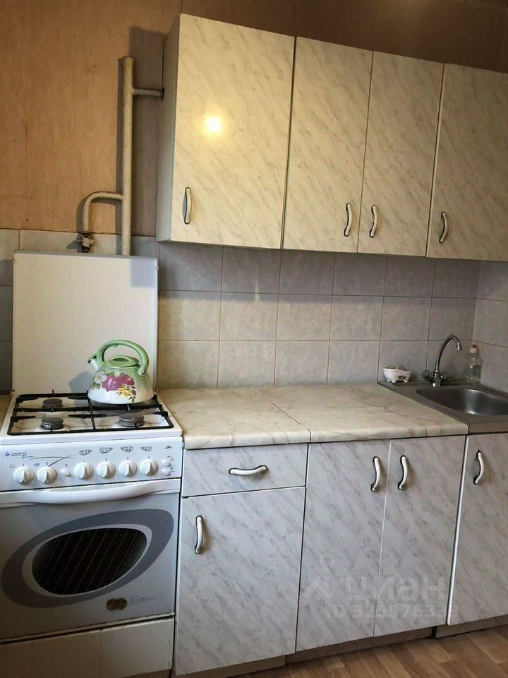 Продажа 2-комн квартиры на вторичном рынке 2-й мкр,  д. 33