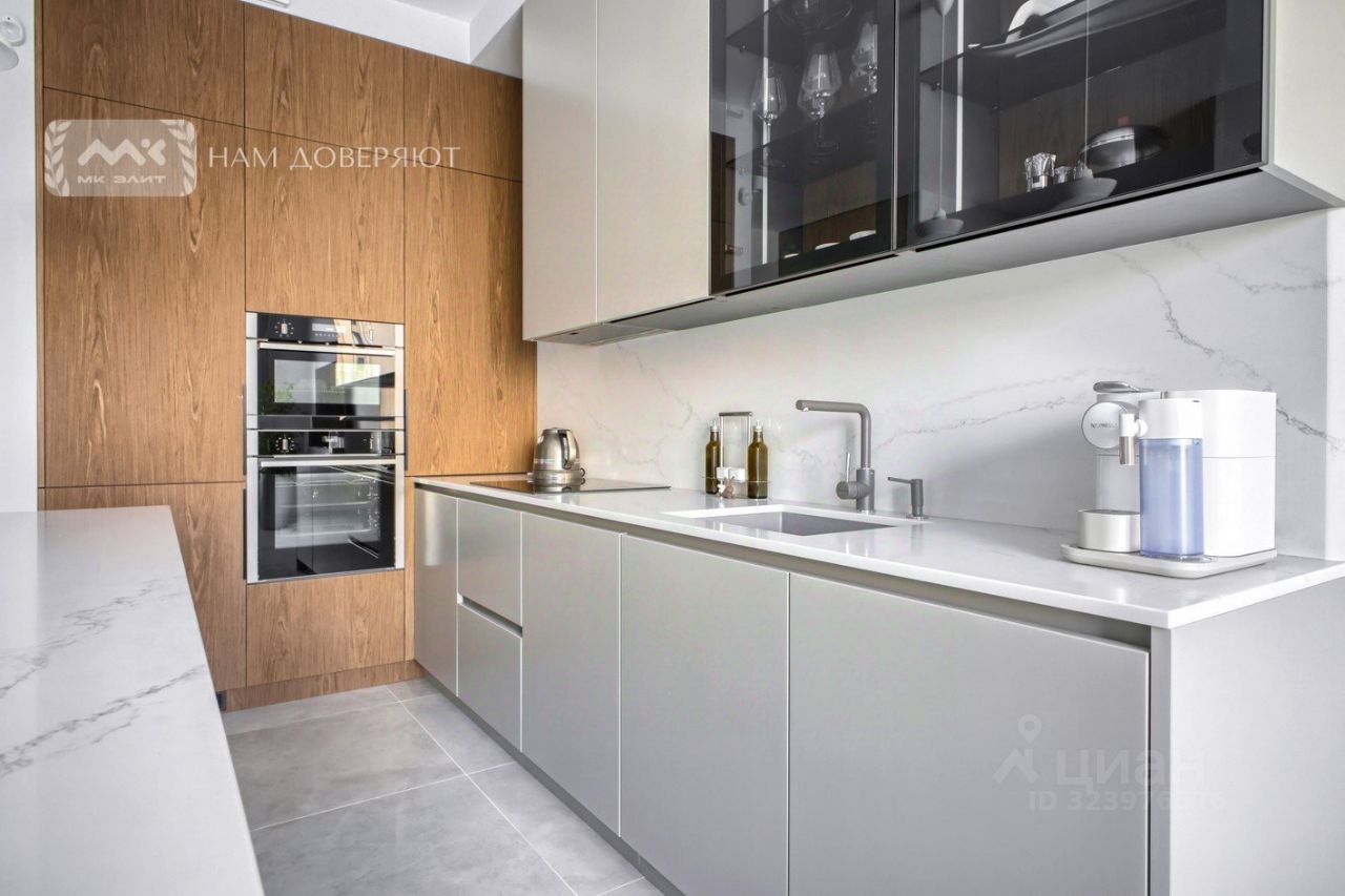 Продажа 2-комн квартиры на вторичном рынке Спортивная улица, 2