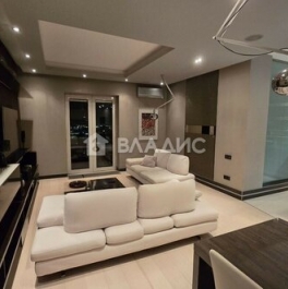 Продажа 2-комн квартиры на вторичном рынке Машиностроения 1-я ул,  д. 10