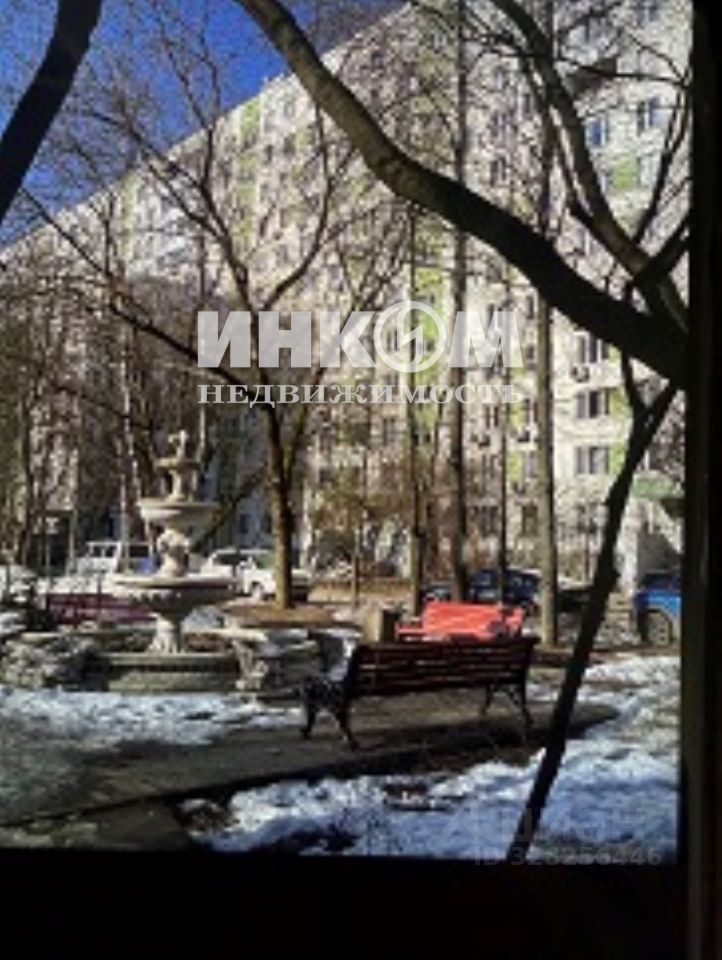 Продажа 2-комн квартиры на вторичном рынке Рублевское ш,  д. 127