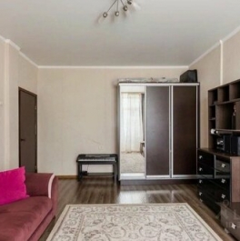 Продажа 2-комн квартиры на вторичном рынке Кутузовский пр-кт,  д. 31