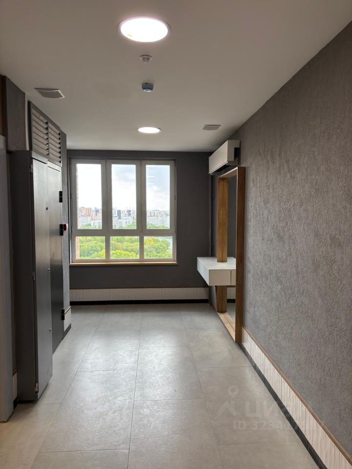 Продажа 3-комн квартиры на вторичном рынке Михалковская улица, 48к2