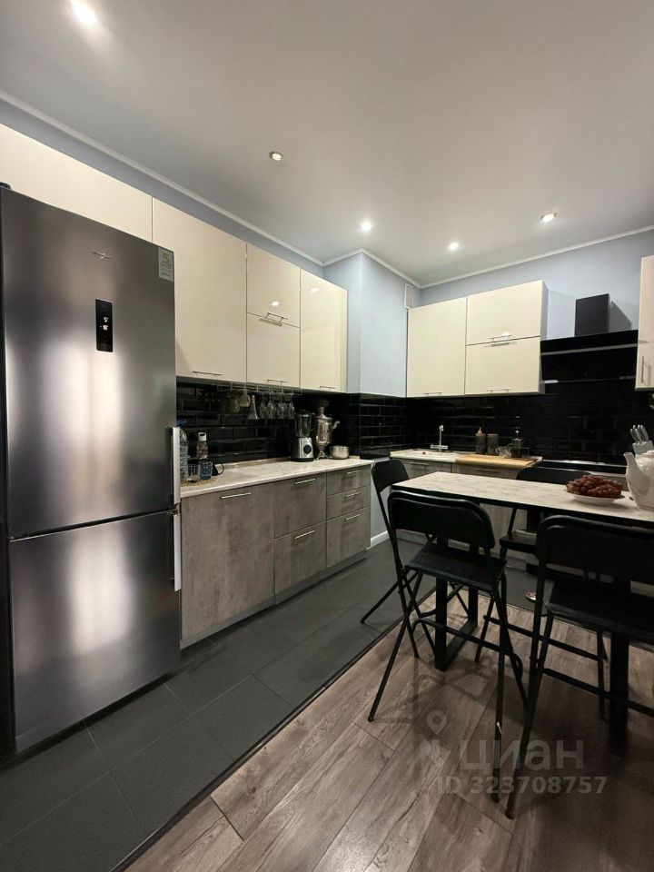 Продажа 2-комн квартиры на вторичном рынке Химки, проезд Тепличный, 8