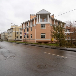 Продажа 2-комн квартиры на вторичном рынке Павловск, Госпитальная улица,  д. 20,  к. 1стр1