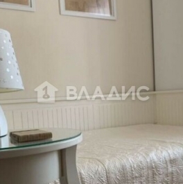 Продажа 3-комн квартиры на вторичном рынке Болотниковская улица,  д. 36 к5