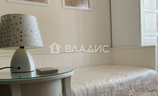 Продажа 3-комн квартиры на вторичном рынке Болотниковская улица,  д. 36 к5