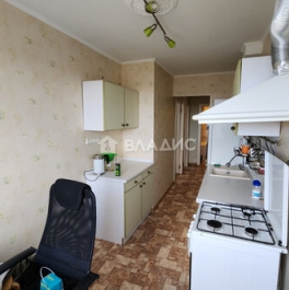 Продажа 2-комн квартиры на вторичном рынке улица Громова,  д. 16