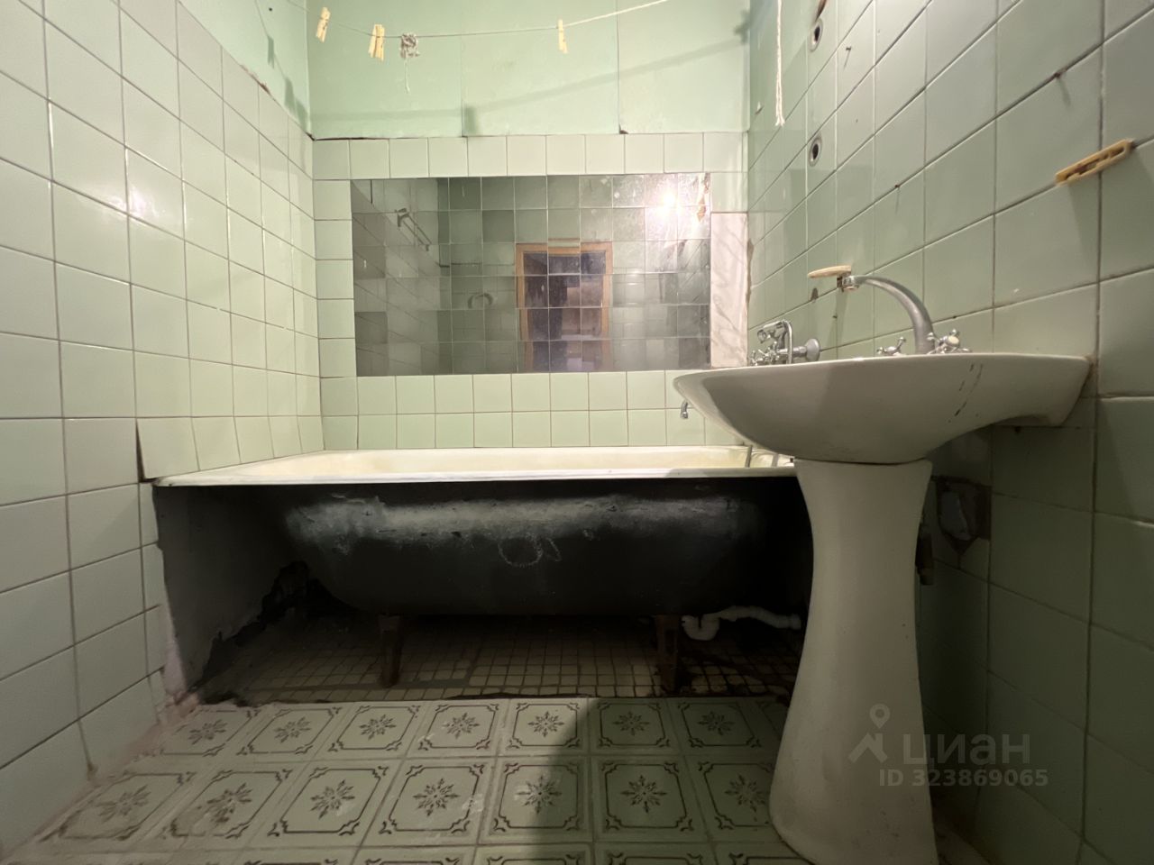 Продажа 2-комн квартиры на вторичном рынке улица Цюрупы,  д. 13