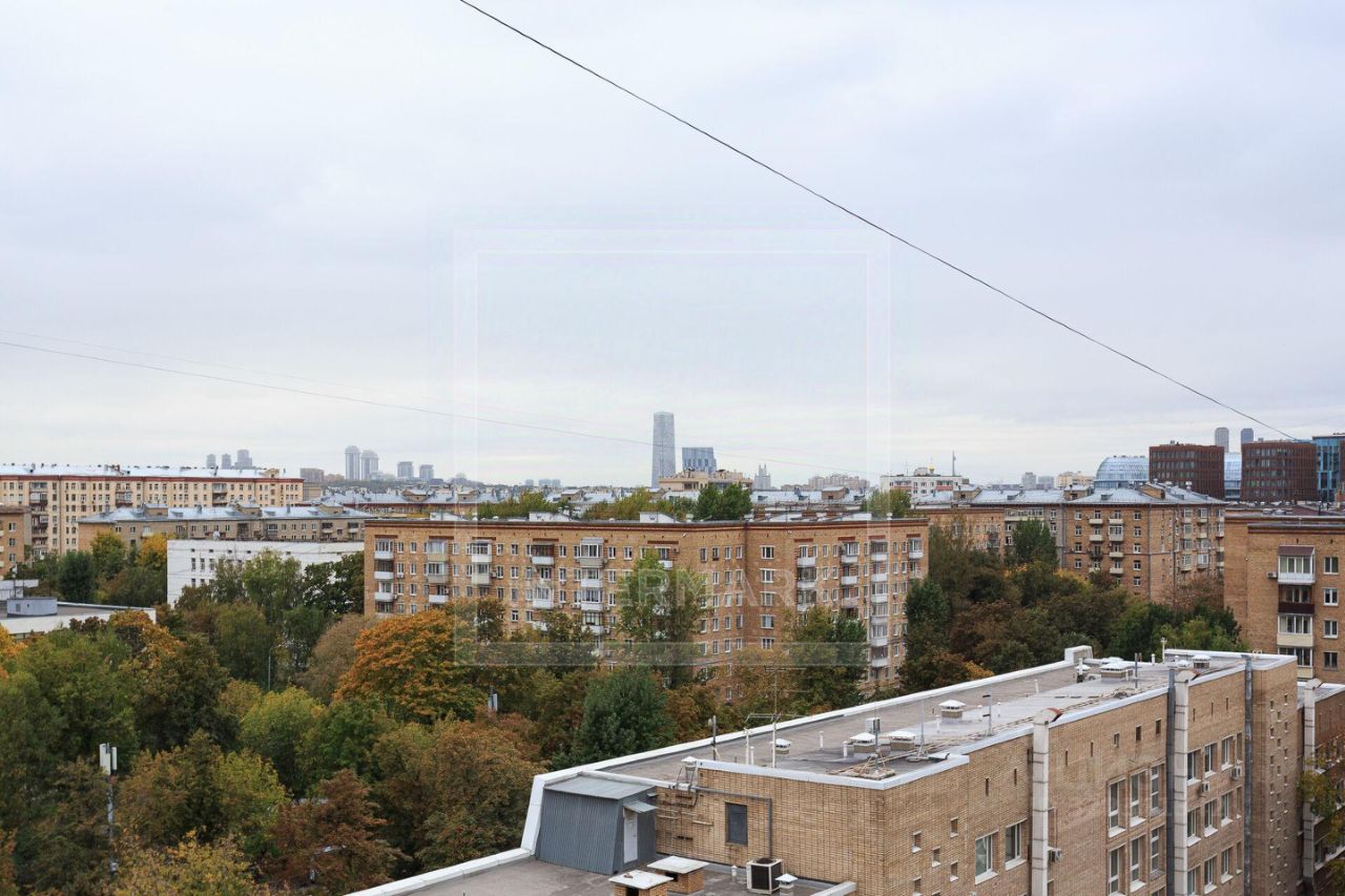 Продажа 2-комн квартиры на вторичном рынке Фрунзенская набережная, 36/2