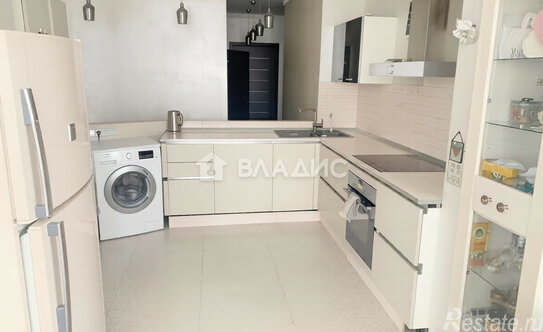 Продажа 5-комн квартиры на вторичном рынке Химки г, Юннатов ул