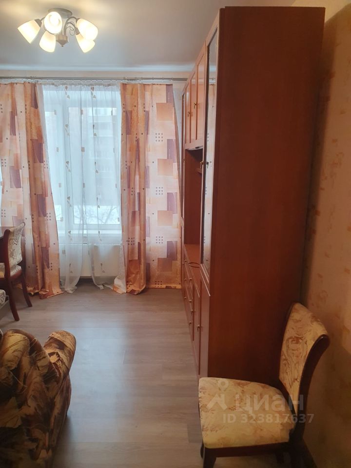 Продажа 3-комн квартиры на вторичном рынке Тепличный переулок, 7