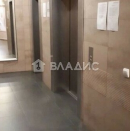 Продажа 1-комн квартиры на вторичном рынке Зенино, улица Барыкина,  д. 10/2