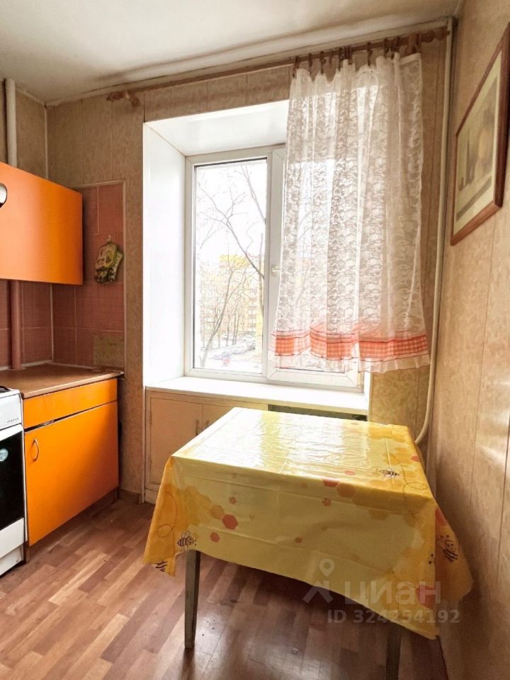 Продажа 2-комн квартиры на вторичном рынке улица Цимбалина, 32