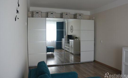 Продажа 2-комн квартиры на вторичном рынке Народного ополчения пр-кт,  д. 165