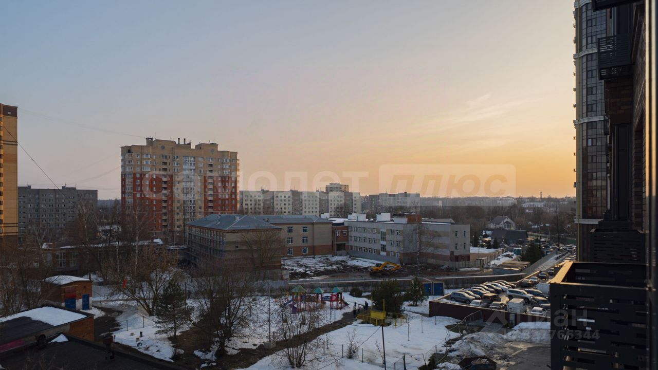 Продажа 1-комн квартиры на вторичном рынке Наро-Фоминск, улица Володарского, 10