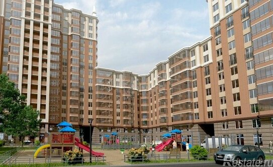 Продажа 1-комн квартиры на вторичном рынке Лиственная улица,  д. 18/1