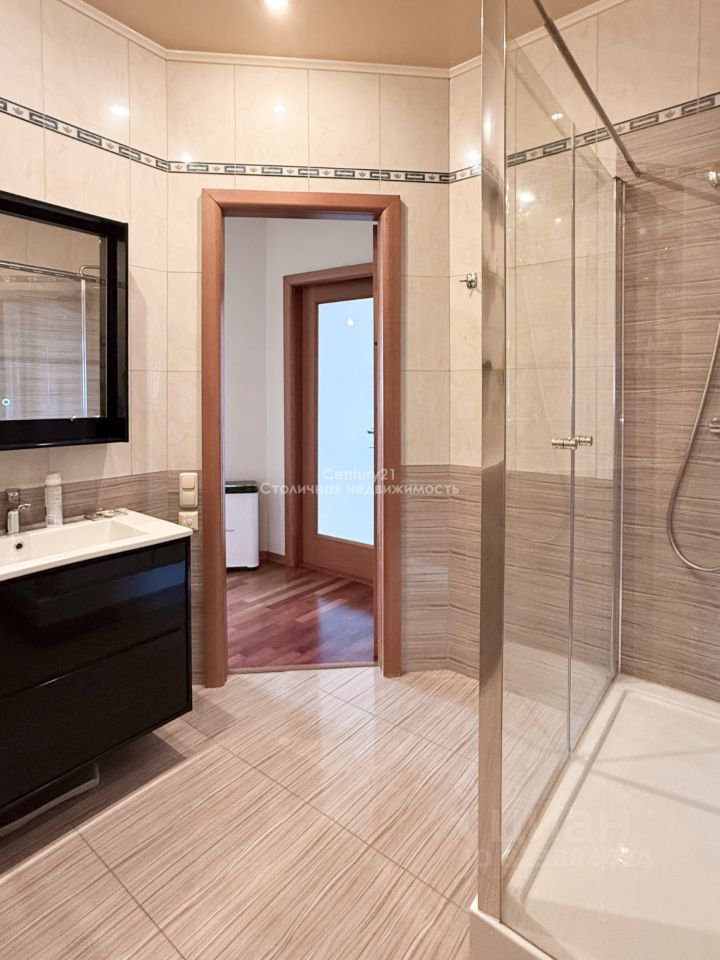 Продажа 3-комн квартиры на вторичном рынке проспект Маршала Жукова, 38К1