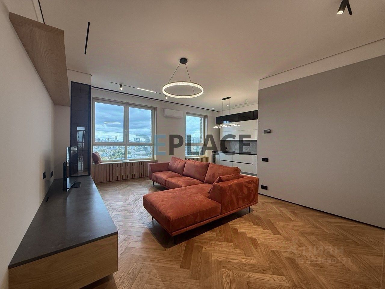 Продажа 4-комн квартиры на вторичном рынке Мантулинская улица, 9к6