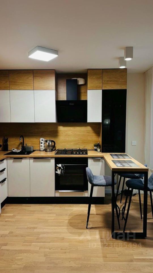 Продажа 2-комн квартиры на вторичном рынке улица Гарибальди, 8К5