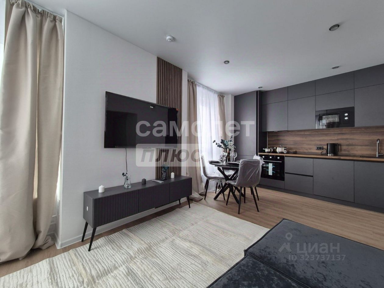 Аренда 3-комн квартиры на вторичном рынке проезд Стройкомбината, 1